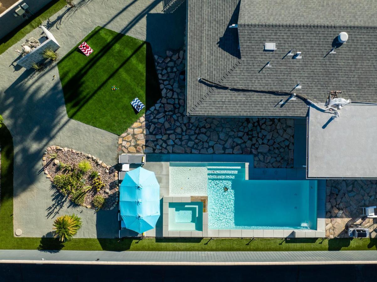 The Desert Xscape Pool & Views Palm Springs Exterior photo